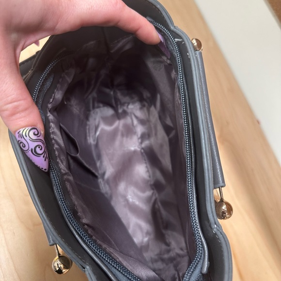 Grey Cat Purse - Picture 4 of 7